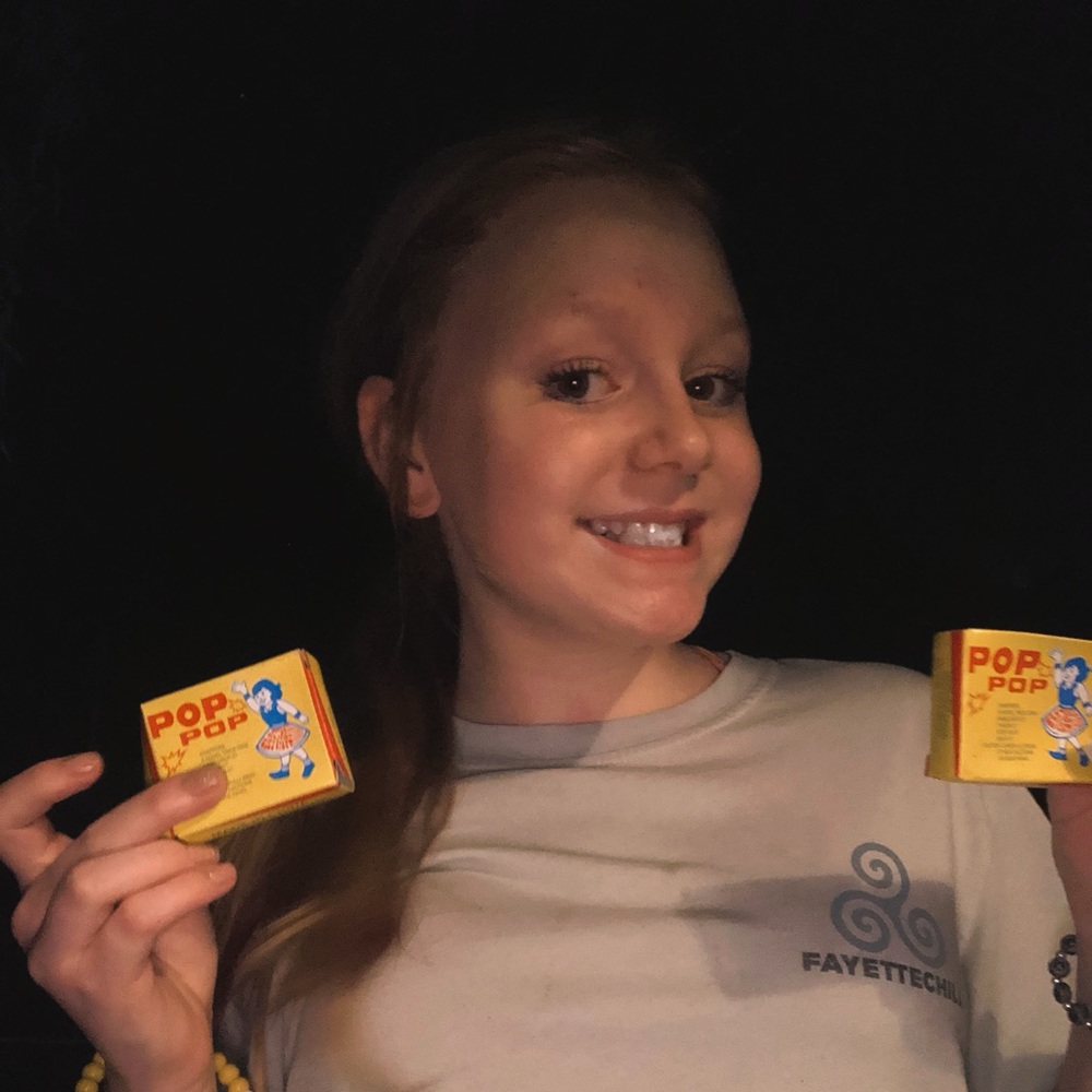 Meet your Posher, Phoebe